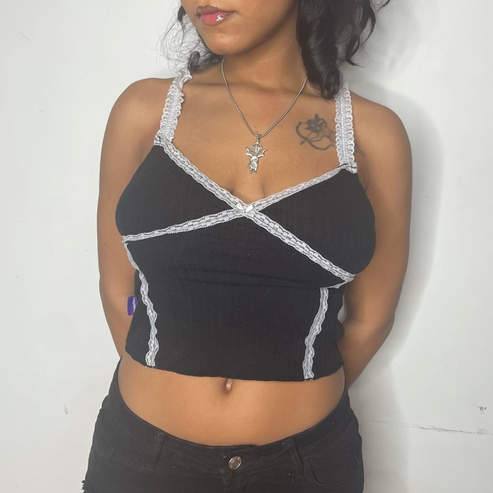 WEGANGYOUNG Lace Tank Top
